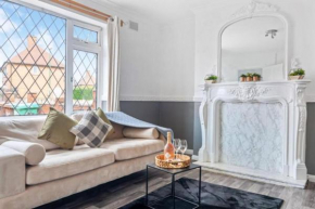 Bright and Cozy 3-BR Home Perfect for Your Escape
